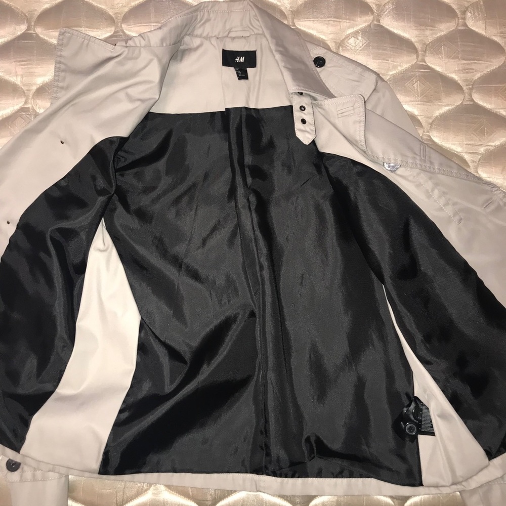 Jacket - Picture 3 of 4